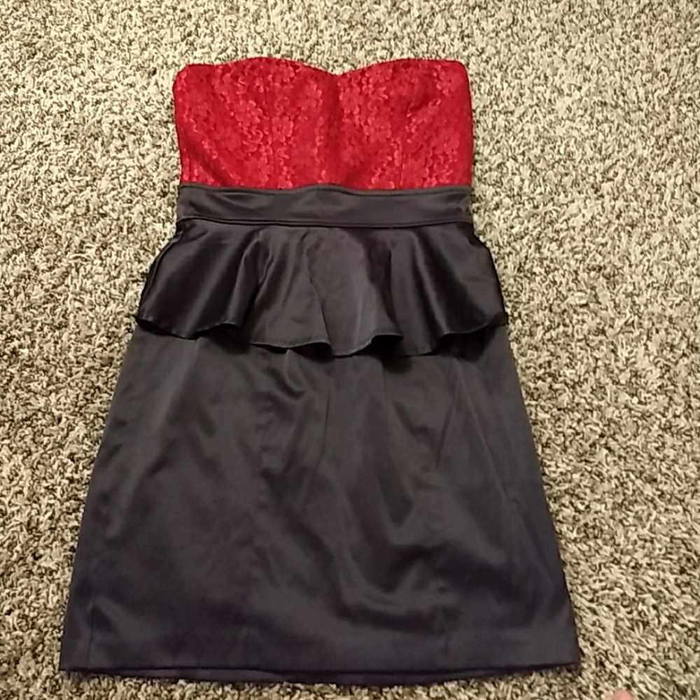 Strapless dress